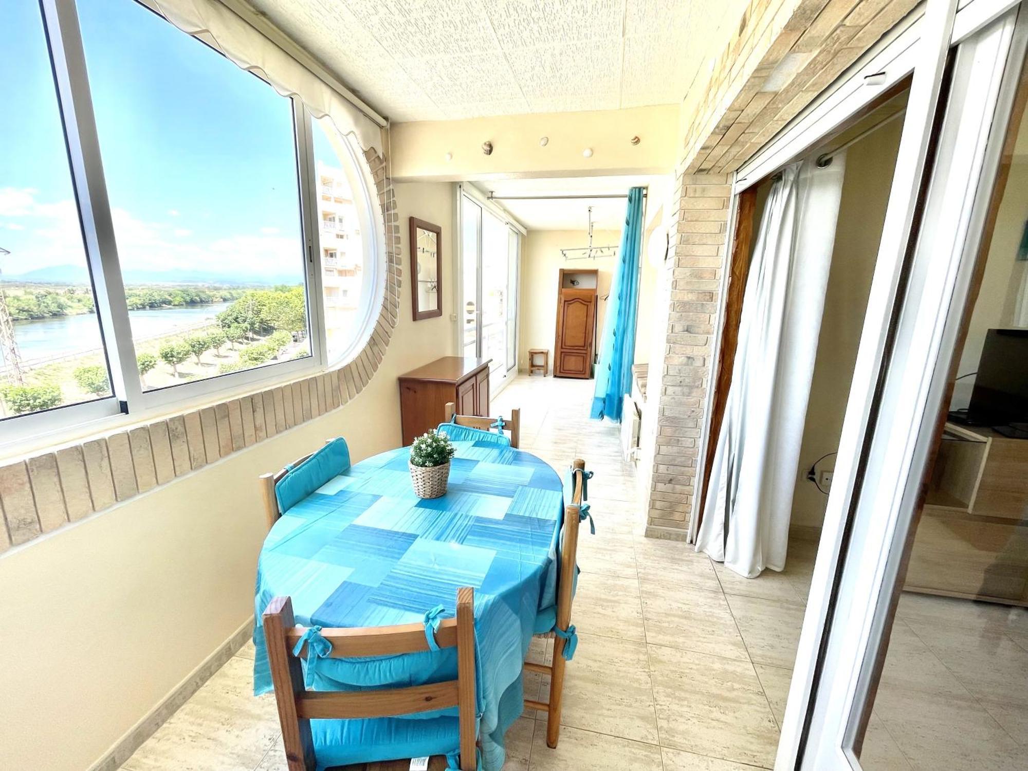 33Apartamento Soleado De Dos Habitaciones Empuriabrava Exteriér fotografie